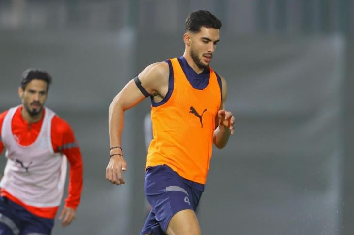 يوسف أيمن مدافع الدحيل القطري